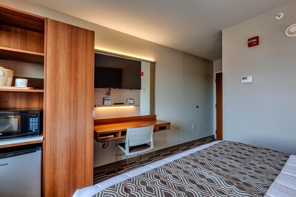 Microtel Inn & Suites By Wyndham Ниагара-Фолс Экстерьер фото